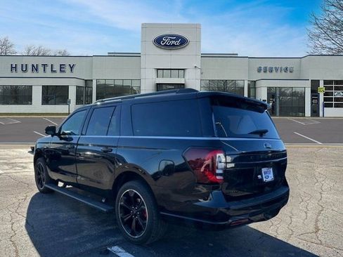 Used 2022 Ford Expedition Max Limited image 6