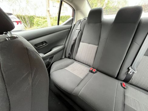 Used 2025 Nissan Sentra SV image 37