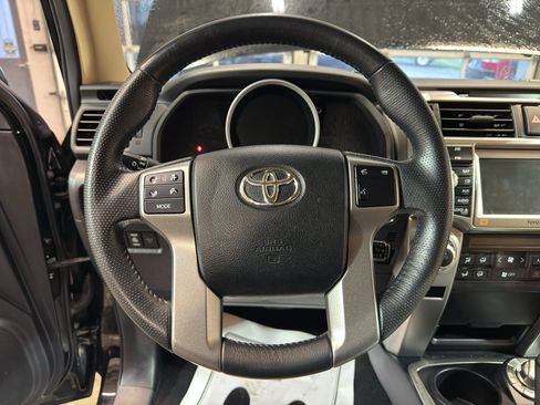 Used 2013 Toyota 4Runner Limited AWD/4WD image 16