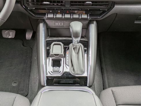 New 2026 GMC Canyon Elevation w/ Convenience Package image 19