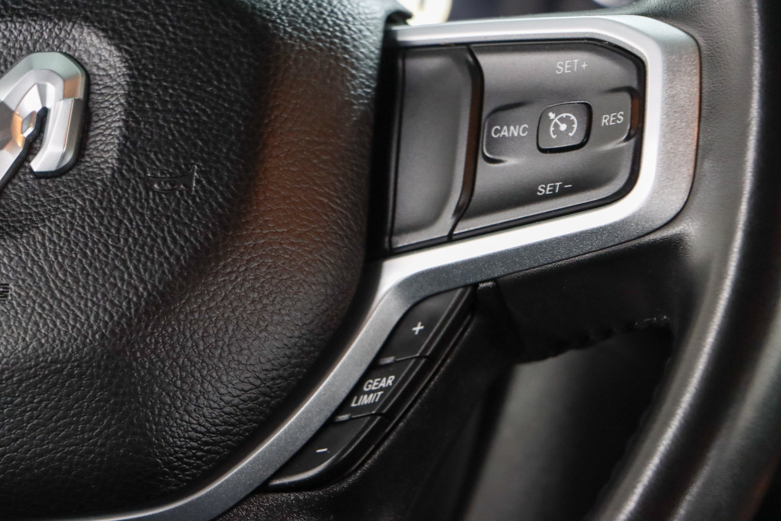 Used 2024 RAM 2500 Big Horn AWD/4WD image 15