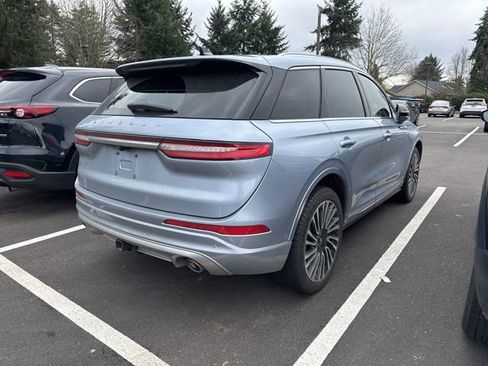 Used 2022 Lincoln Corsair Reserve w/ Equipment Group 201A image 3