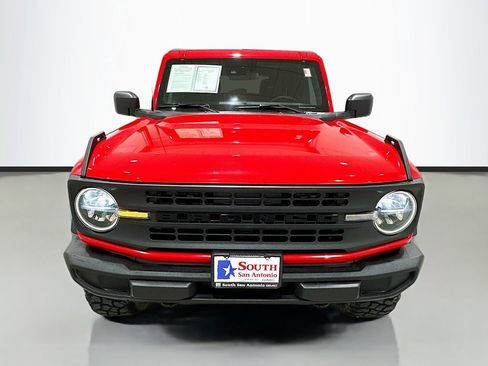 Used 2022 Ford Bronco 4-Door AWD/4WD image 2