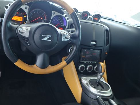 Used 2018 Nissan 370Z Coupe w/ Z34 Heritage Edition - Yellow image 18