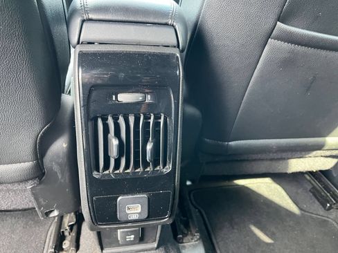 Used 2025 Jeep Compass Limited AWD/4WD image 23