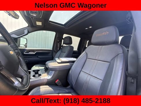 Used 2025 Chevrolet Silverado 3500 High Country w/ High Country Premium Package AWD/4WD image 16