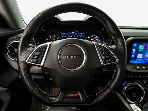 Used 2022 Chevrolet Camaro SS RWD image 10