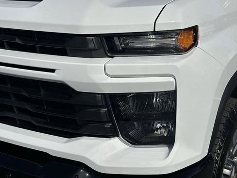 Certified 2026 Chevrolet Silverado 2500 Custom w/ Custom Value Package image 11