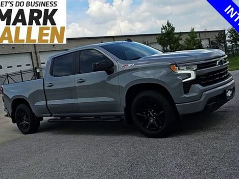 Used 2024 Chevrolet Silverado 1500 RST AWD/4WD image 2