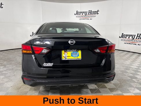 Used 2024 Nissan Altima 2.5 S FWD image 6