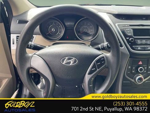 Used 2016 Hyundai Elantra SE FWD image 24
