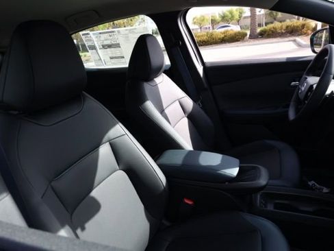 New 2026 Nissan Leaf SV+ w/ Floor Mat Package (SV+) image 21