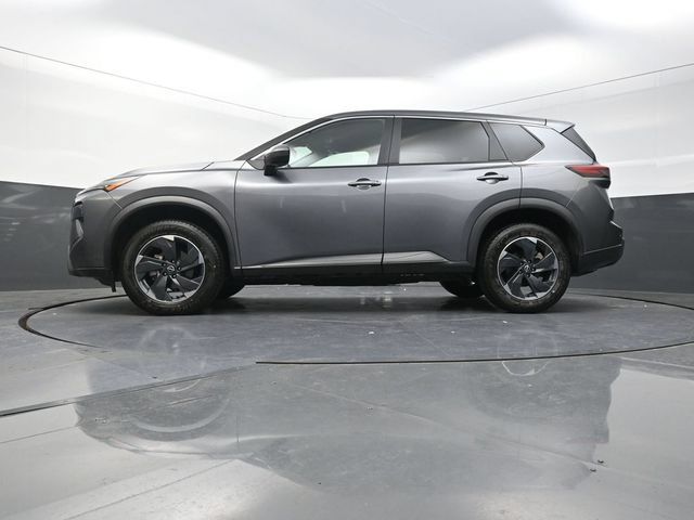 Used 2024 Nissan Rogue SV FWD image 34