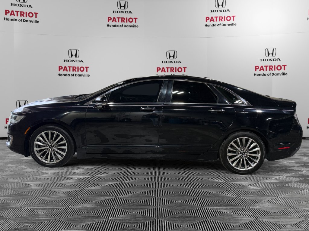 Used 2018 Lincoln MKZ Premiere FWD image 2
