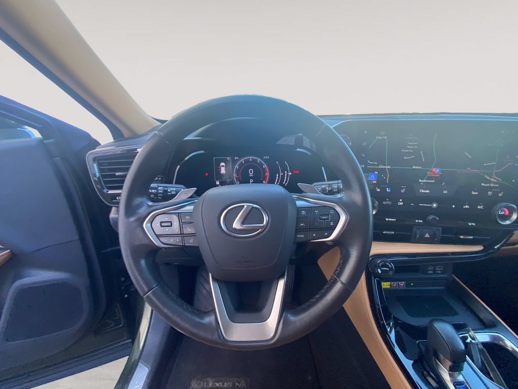 Used 2024 Lexus NX 350 AWD image 12