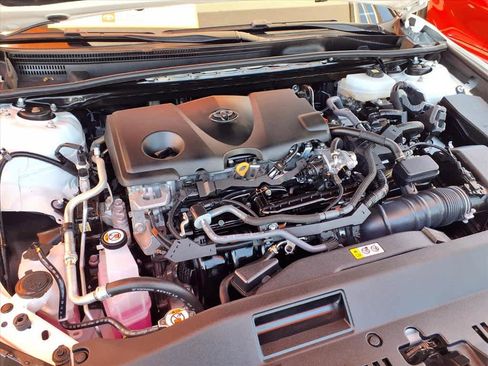 Certified 2025 Toyota Camry LE image 25