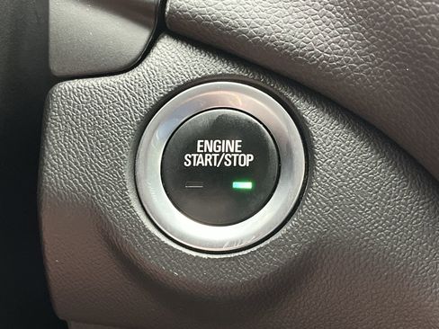 Certified 2020 Chevrolet Equinox LT AWD/4WD image 19