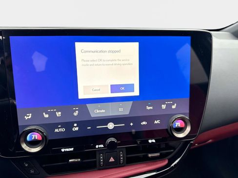 Used 2025 Lexus NX 300h AWD w/ Luxury Package image 22