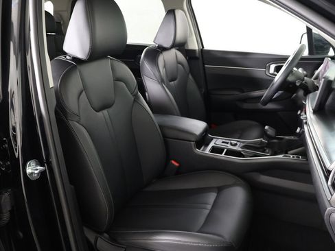 Used 2025 Kia Sorento S AWD/4WD image 32