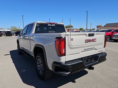 New 2026 GMC Sierra 1500 AT4X image 3