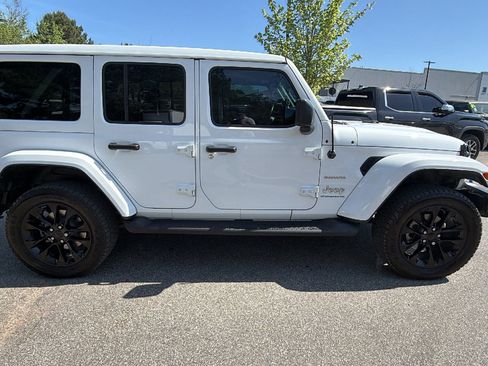 Used 2023 Jeep Wrangler Sahara w/ Cold Weather Group image 7