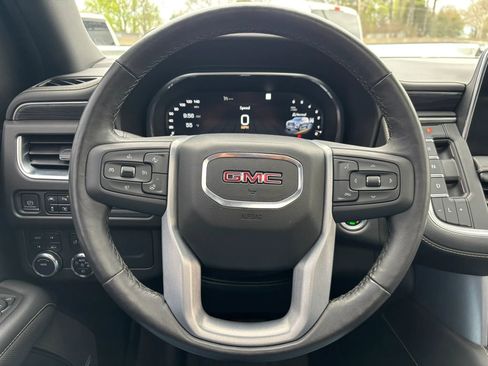 Used 2022 GMC Yukon SLT w/ SLT Premium Package AWD/4WD image 32