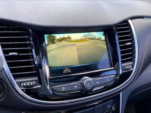 Used 2019 Chevrolet Trax Premier image 21