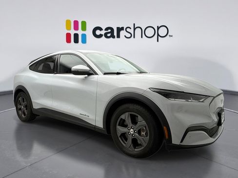 Used 2022 Ford Mustang Mach-E Select image 7