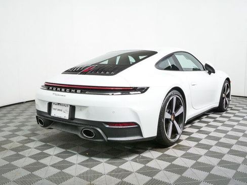 Used 2025 Porsche 911 Carrera RWD image 3