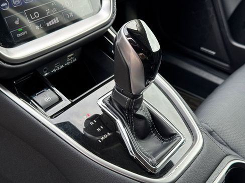 Certified 2023 Subaru Outback Limited image 16