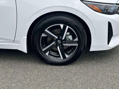 Certified 2024 Nissan Sentra SV w/ Trunk Package image 7