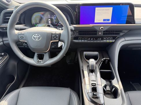 New 2026 Toyota Crown Platinum AWD/4WD image 10