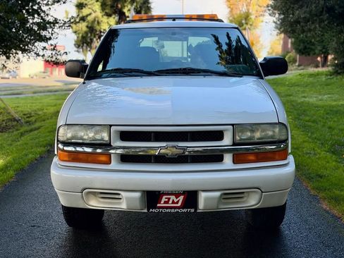 Used 2004 Chevrolet Blazer LS w/ Preferred Equipment Group image 3