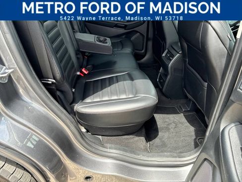Used 2024 Ford Edge SEL AWD/4WD image 41