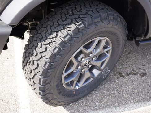 New 2025 Ford Bronco Badlands AWD/4WD image 9