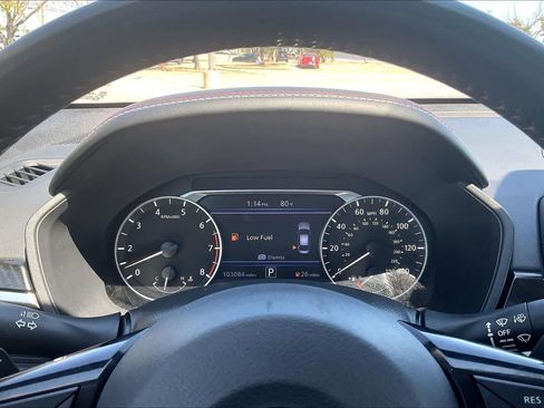 Used 2023 Nissan Altima 2.5 SR w/ SR Premium Package FWD image 15
