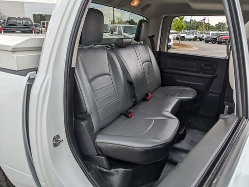 Used 2022 RAM 1500 Tradesman w/ Chrome Appearance Group AWD/4WD image 38