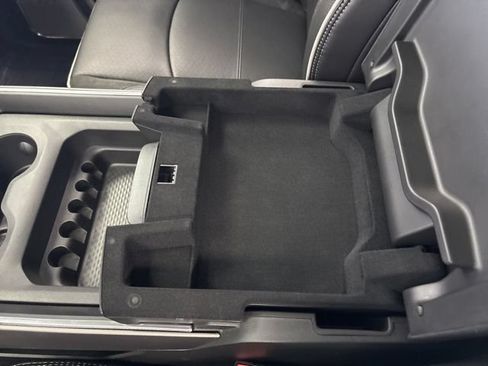 New 2026 RAM 2500 Laramie AWD/4WD image 47