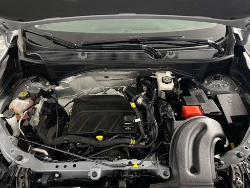 Certified 2024 Buick Encore GX Preferred w/ Comfort Package FWD image 23