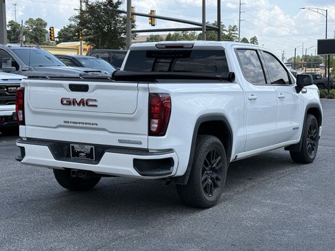 Used 2022 GMC Sierra 1500 Elevation RWD image 11