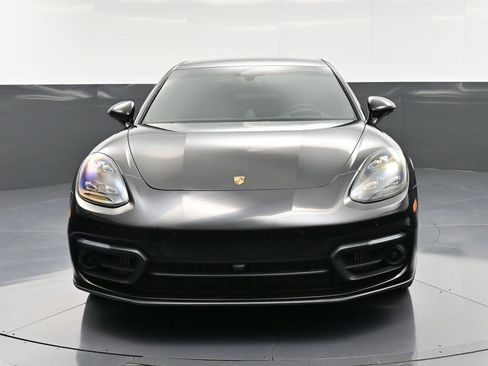 Certified 2022 Porsche Panamera Platinum Edition image 11