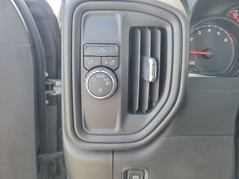 Used 2020 Chevrolet Silverado 1500 Custom w/ Custom Value Package RWD image 16