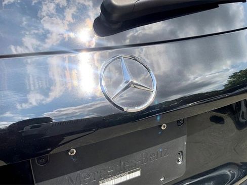 Used 2022 Mercedes-Benz GLC 300 image 28