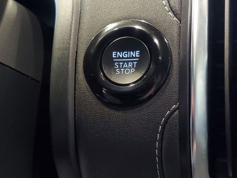 Certified 2025 Ford Expedition Platinum image 16