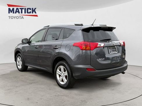 Used 2013 Toyota RAV4 XLE AWD/4WD image 5