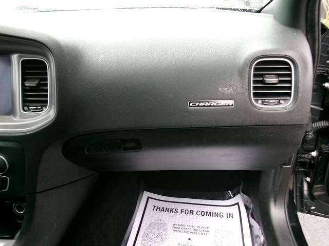 Used 2023 Dodge Charger SXT RWD image 21