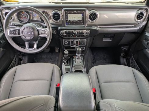 Used 2023 Jeep Wrangler Unlimited Sahara AWD/4WD image 25
