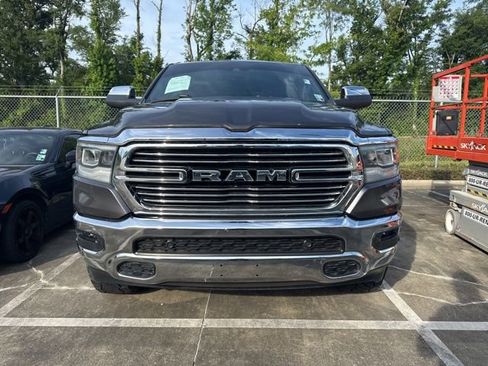 Used 2023 RAM 1500 Laramie AWD/4WD image 2