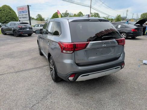 Used 2019 Mitsubishi Outlander ES FWD image 4