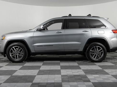 Used 2021 Jeep Grand Cherokee Limited image 3